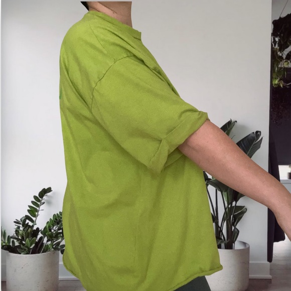 PrettyLittleThing I See You Oversized Tee Shirt Unisex Lime Green Size 10 - Picture 3 of 9